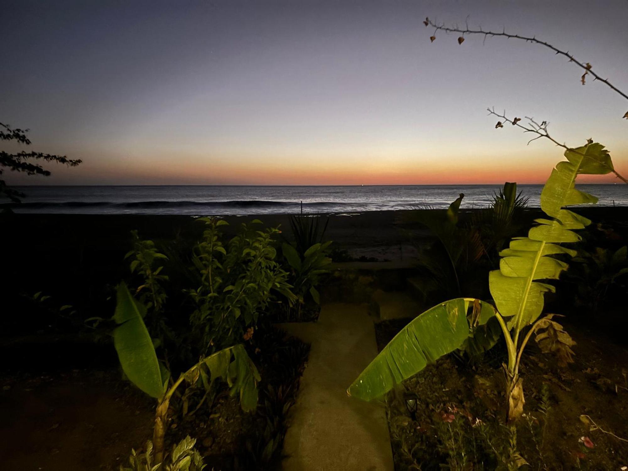 Stella Mar Oceanfront Hotel Popoyo Exterior foto