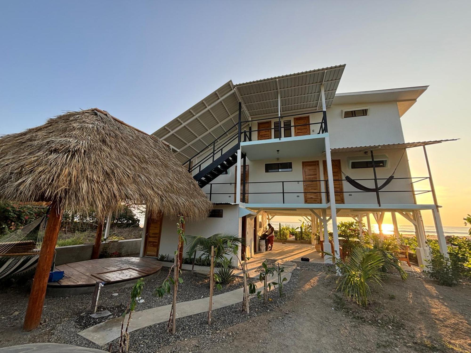 Stella Mar Oceanfront Hotel Popoyo Exterior foto