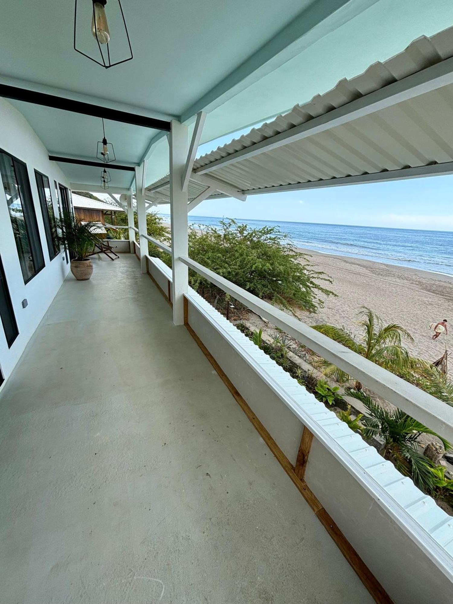 Stella Mar Oceanfront Hotel Popoyo Habitación foto