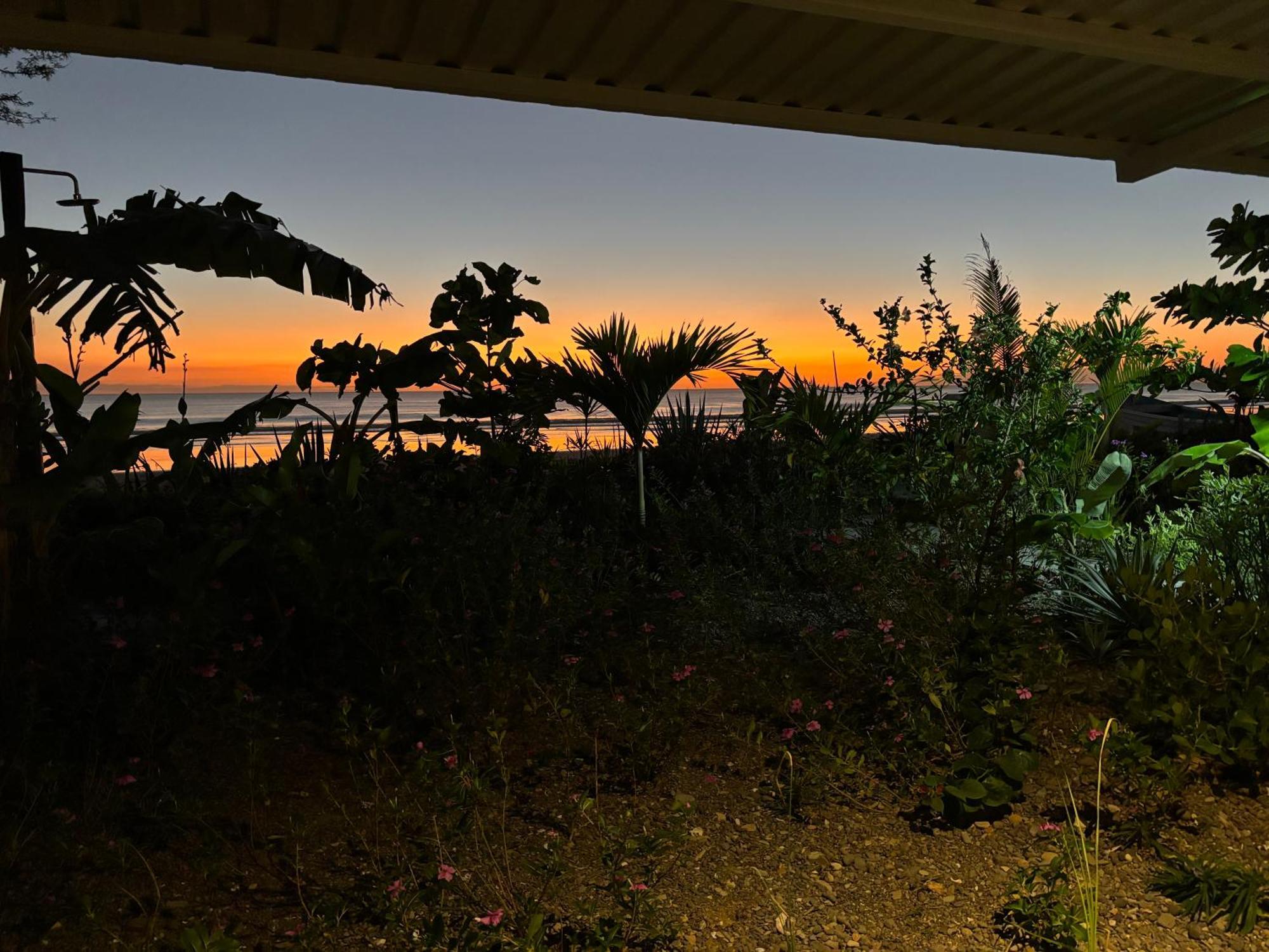 Stella Mar Oceanfront Hotel Popoyo Exterior foto