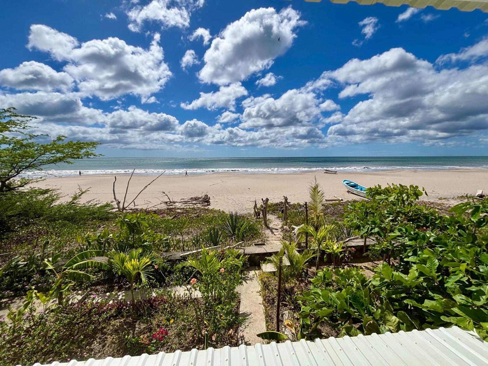 Stella Mar Oceanfront Hotel Popoyo Exterior foto